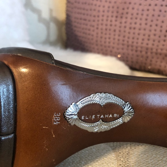 🌺Elie Tahari leather and embellished stilettos - Picture 9 of 12